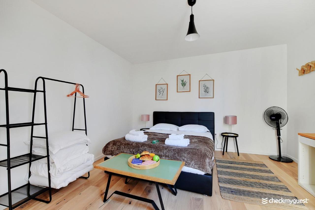 Cmg Diderot / Montreuil Apartment Montreuil  Exterior photo
